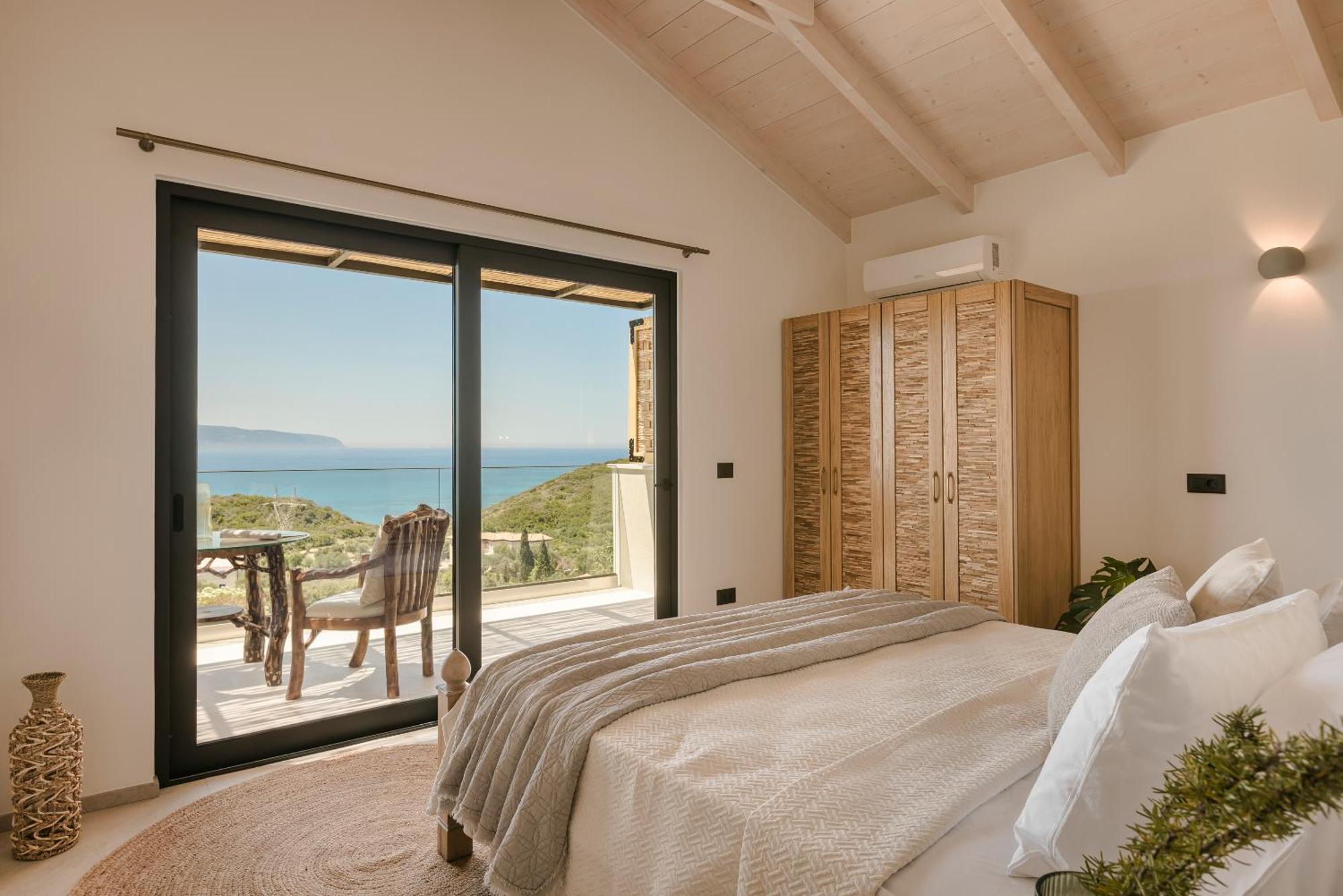 Hilaritas Luxury Suites Sea View, Private Pool & Jacuzzi Paradise Ratzaklíon Exteriör bild