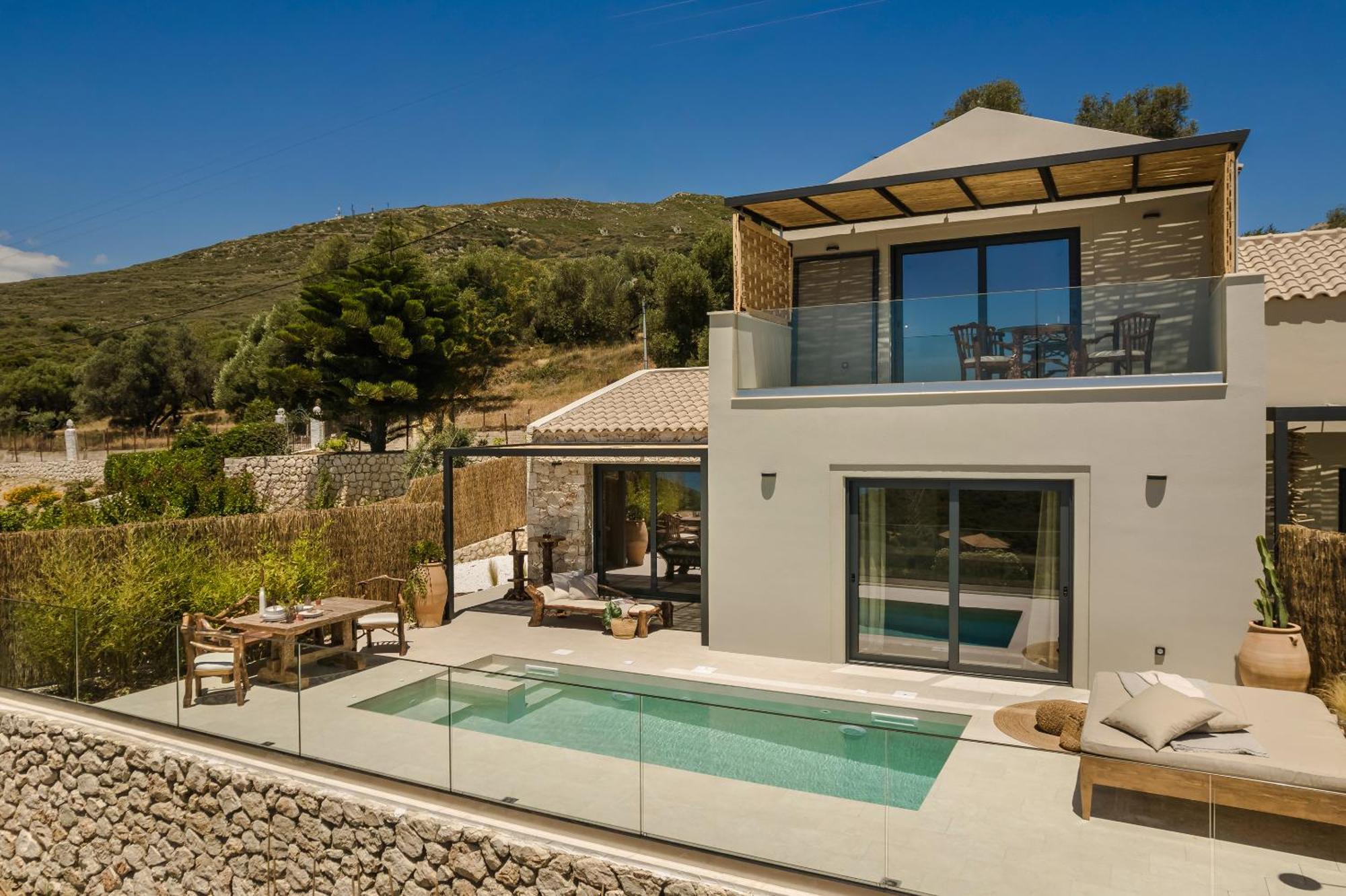 Hilaritas Luxury Suites Sea View, Private Pool & Jacuzzi Paradise Ratzaklíon Exteriör bild